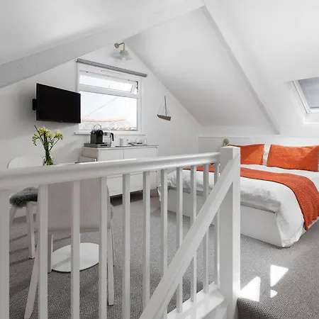 The Old Pilchard Works B&B 3*